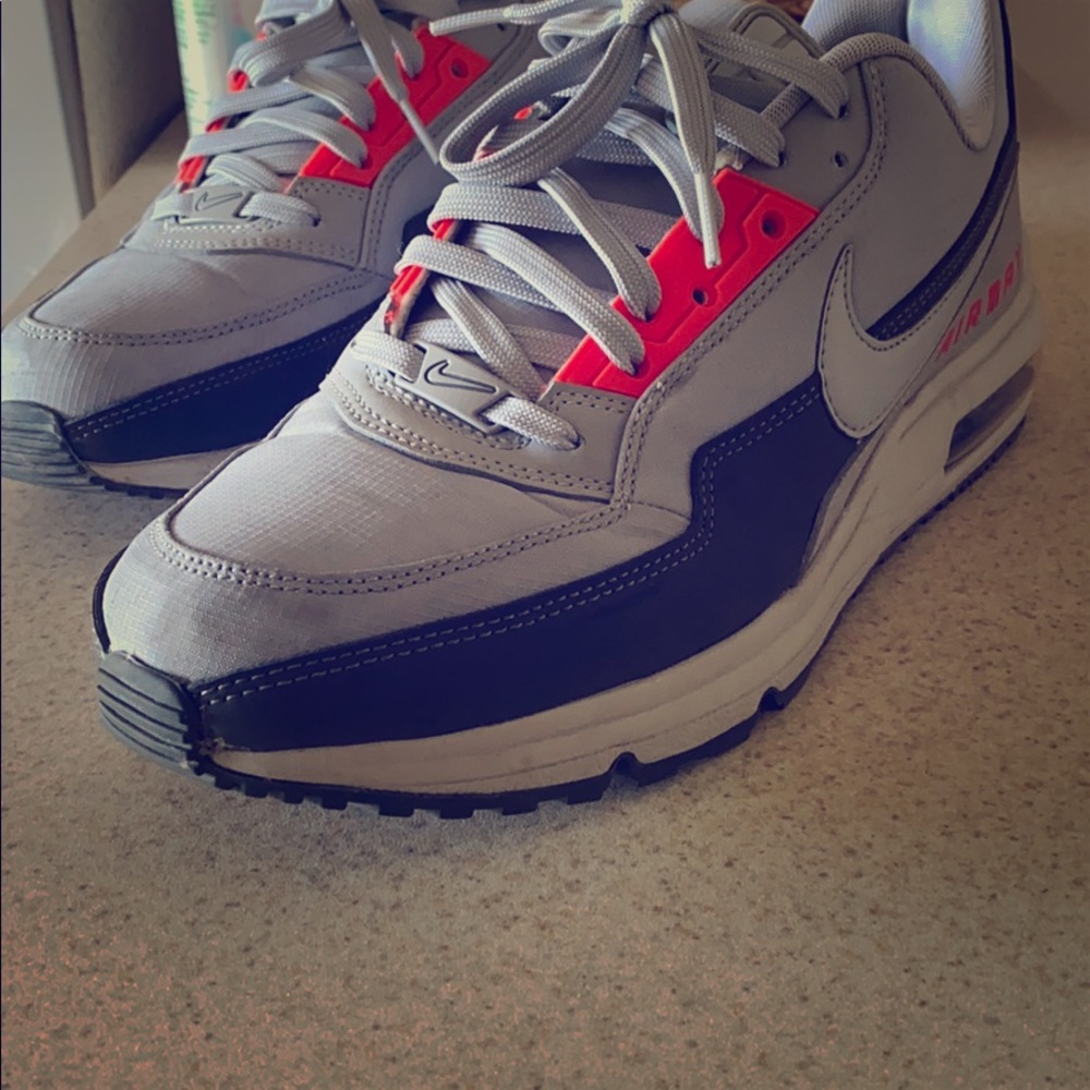 Nike air max
